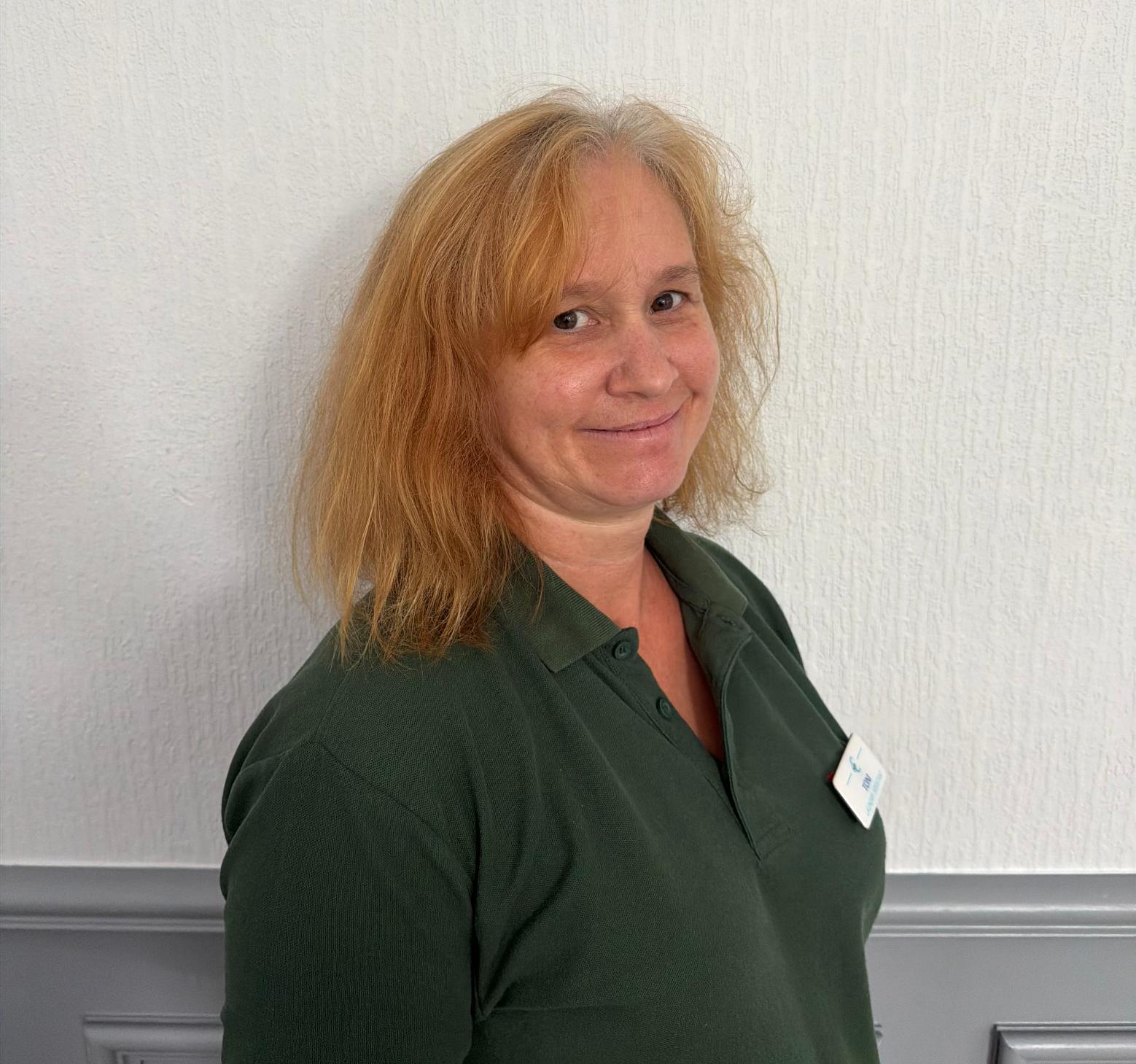laundry assistant in a care home